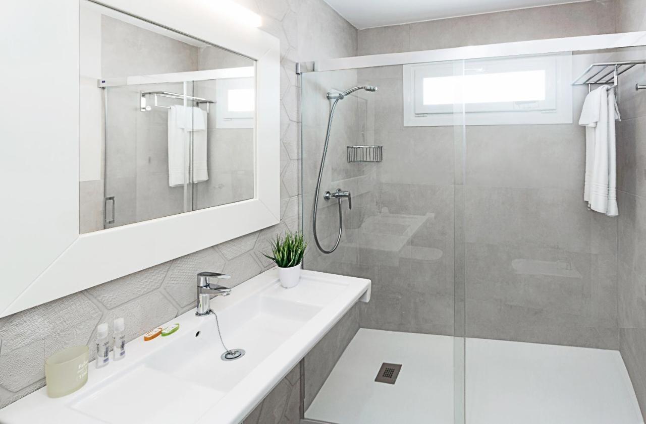 Apartamentos Perla Marina Nerja Luaran gambar