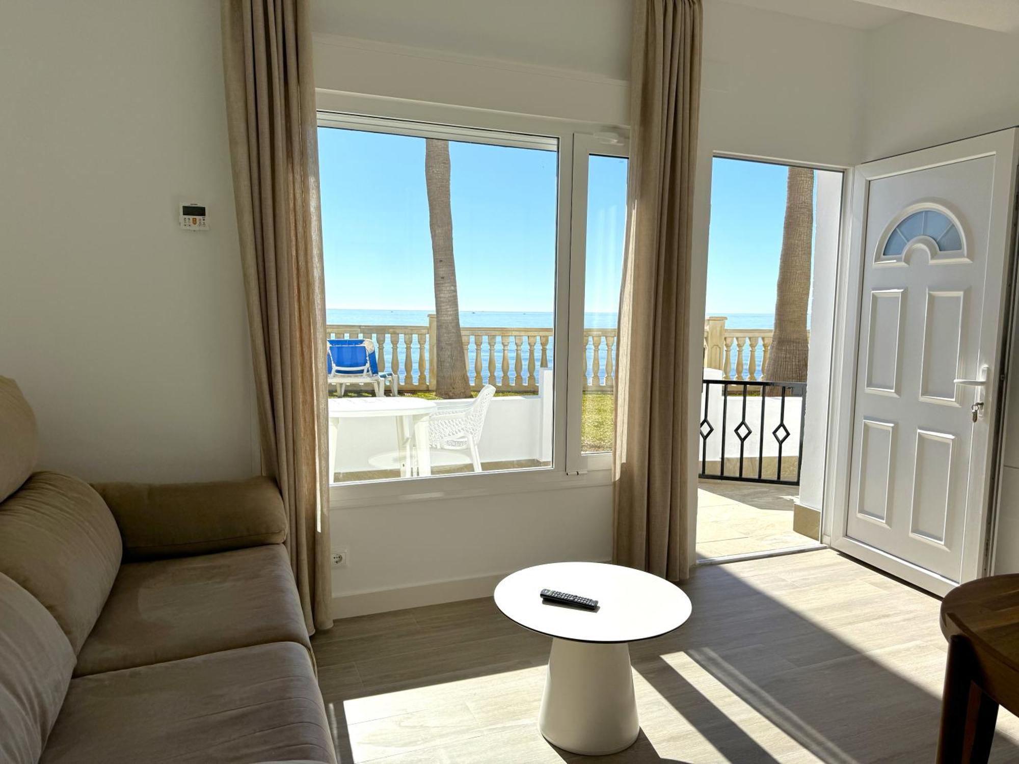 Apartamentos Perla Marina Nerja Luaran gambar