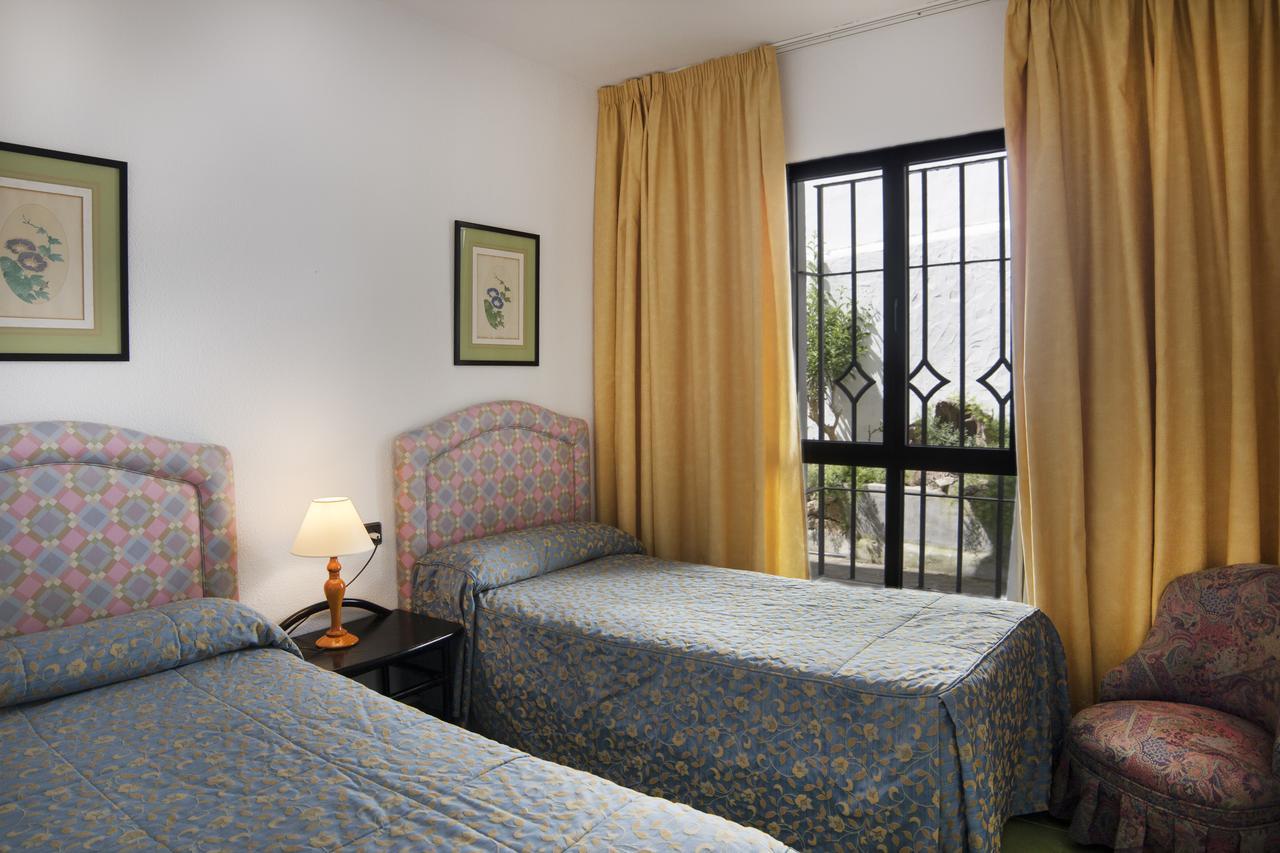 Apartamentos Perla Marina Nerja Luaran gambar