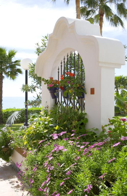 Apartamentos Perla Marina Nerja Luaran gambar